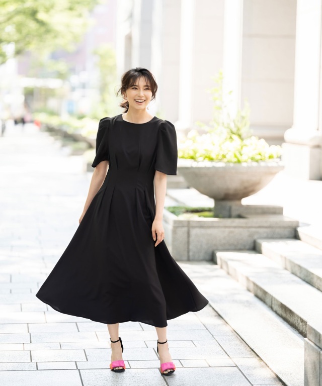 スタイルアップフレアワンピース Occasion Dress