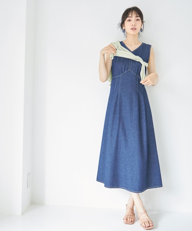 Vネックステッチデニムワンピース
