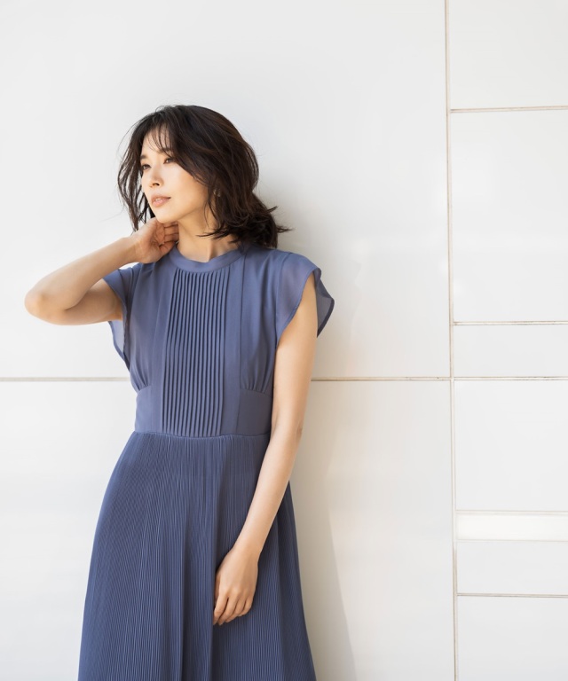 ピンタックプリーツロングワンピース　《Occasion Dress》
