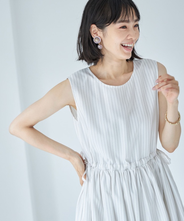 バックパールストライプワンピース