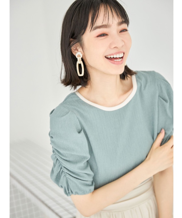 シャーリング使いプルオーバー シャーリングチュール使いプルオーバー（Tシャツ/カットソー