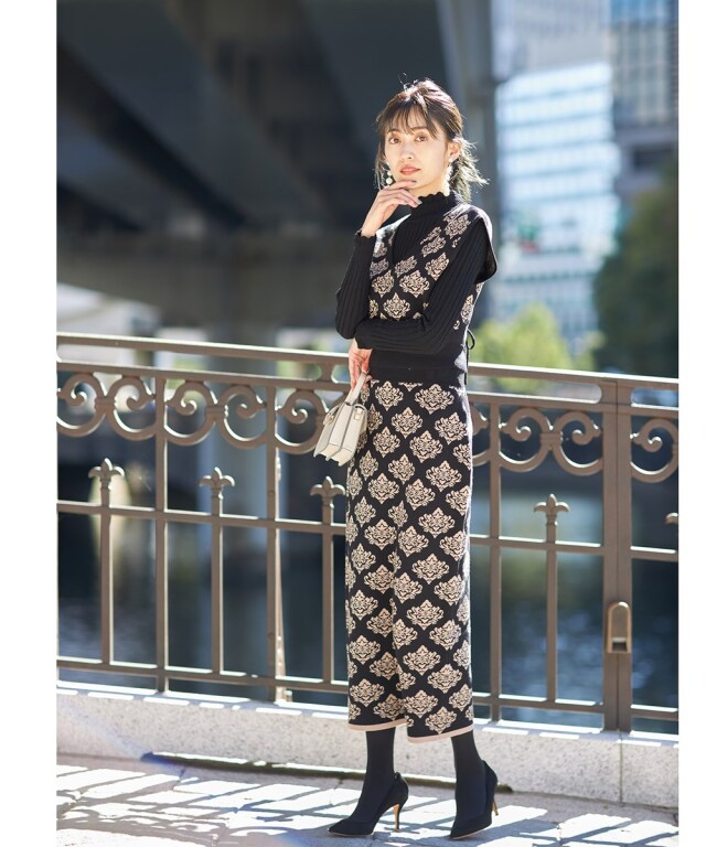 ダマスク柄ニットスカート※一部店舗のみ入荷