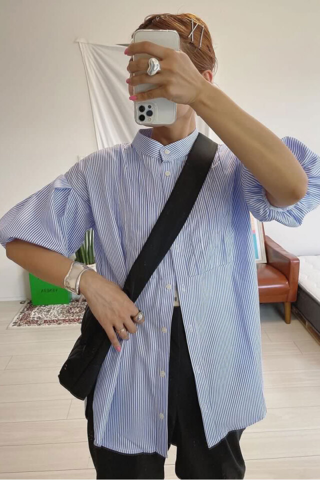 ピンタックシャツブラウス