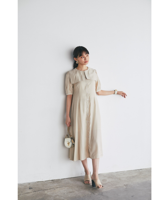 スクエアカラーワンピース