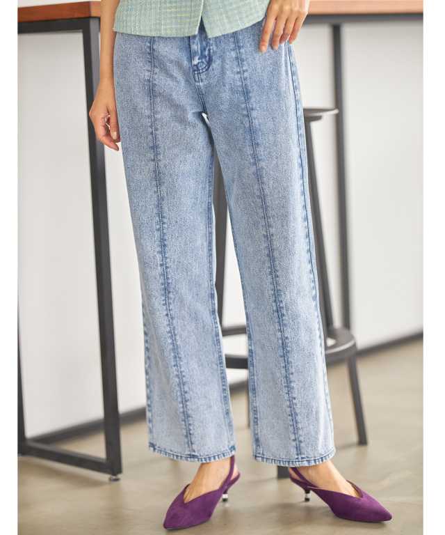 バックスリットデニムパンツ