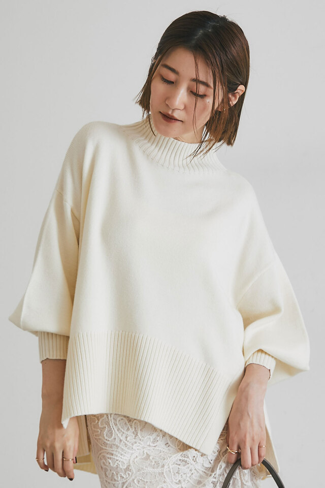 ビジュー付きスウェットチュニック