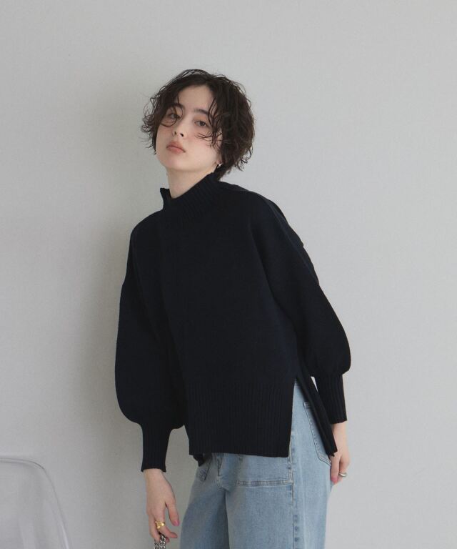 シアバターオーバーサイズスリットニットプルオーバー