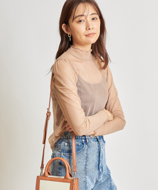 シャイニーシアープルオーバー