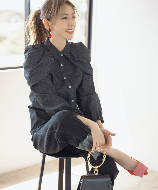 【新品タグ付】ROMEO GIGLI 変形ケープブラウス 長袖シャツ ホワイト白 新品タグ付】ROMEO GIGLI 変形ケープブラウス 長袖シャツ