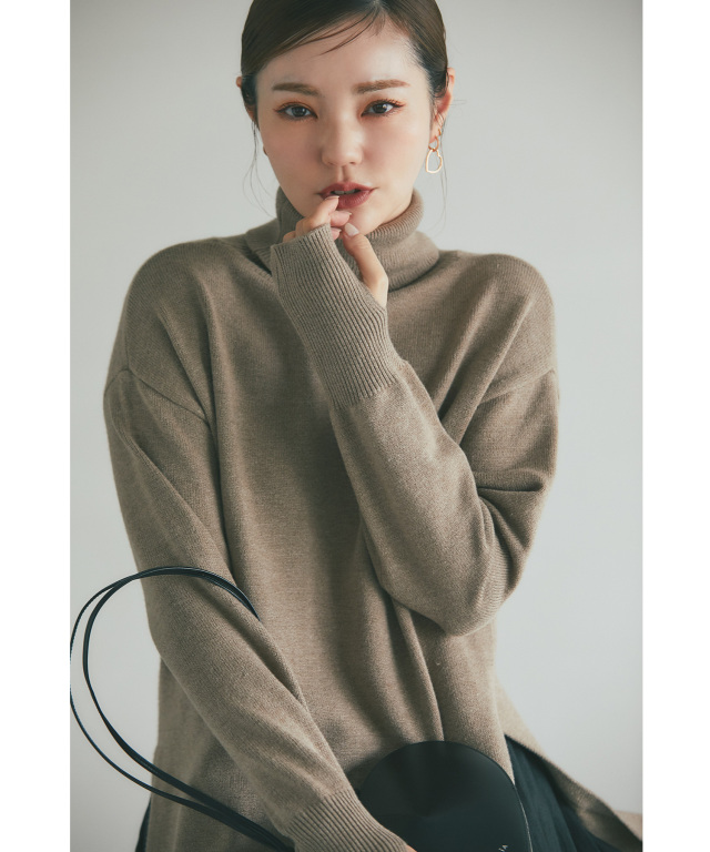 藤井明子さんコラボ】タートルネックロングスリットニットワンピース