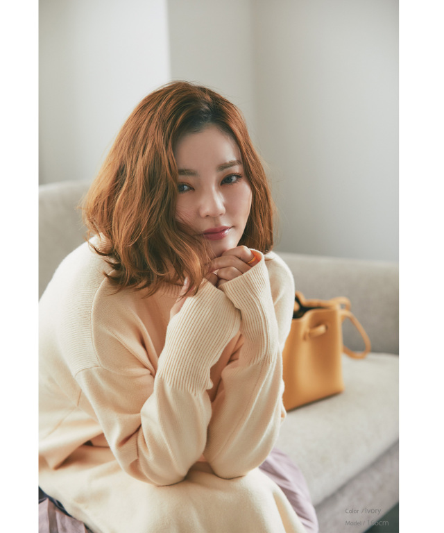 藤井明子さんコラボ】タートルネックロングスリットニットワンピース