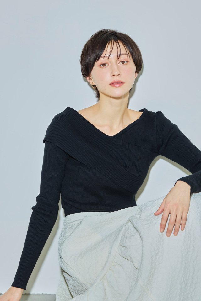 skinholictokyoさんコラボ】オフショルリブプルオーバー