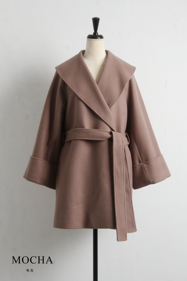 ビッグカラーガウンコート 