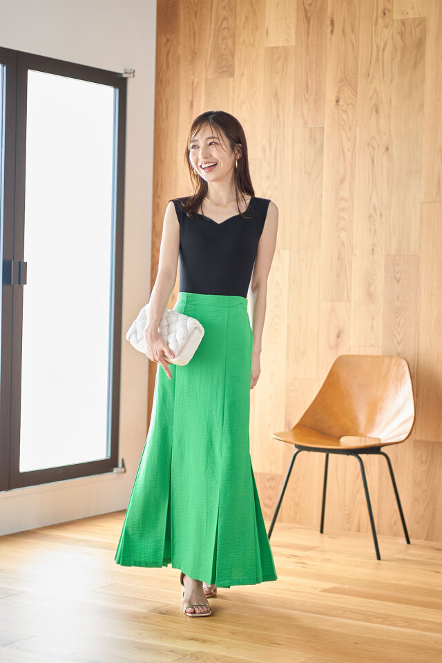 AURALEE リブ編み ノースリーブ リブ編Vネックノースリーブニット | AND ON JIONE STORE