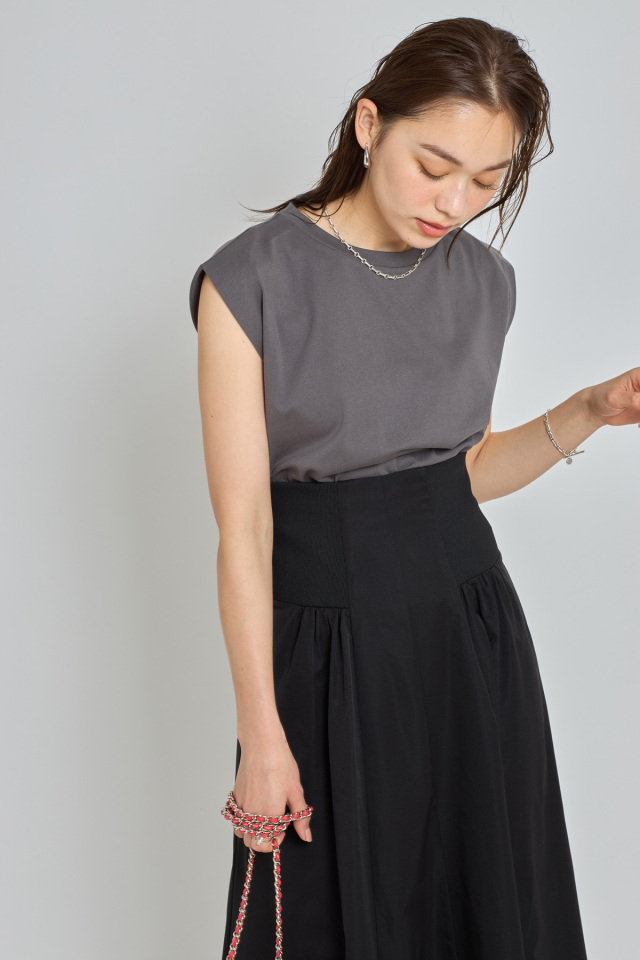 新品 mite 成瀬愛理さん コラボ 半永久UVカットハット 成瀬愛里さん着用】汗ジミ防止ショルダータックカットプルオーバー