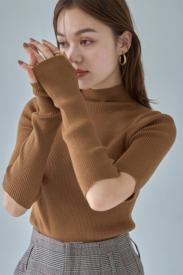 アイボリー ニット ケープ アームウォーマー付き アイボリー ニット ケープ アームウォーマー付き