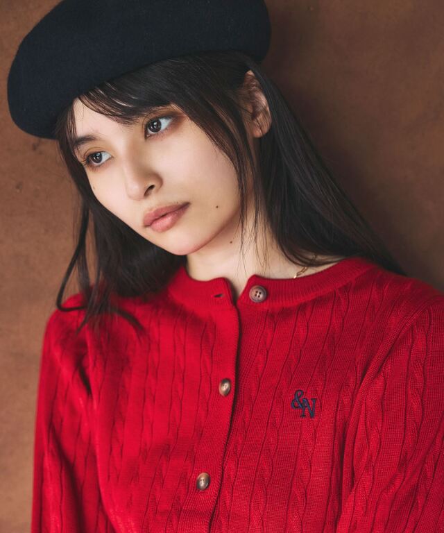 エンブロイダリーケーブルニットカーディガン