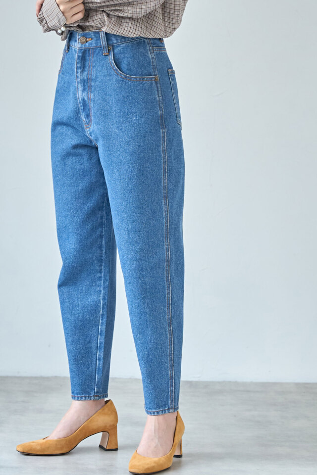 【訳あり美品】ロベルトカヴァリ 入手困難 スパンコール派手ジーンズ デニムパンツ ロベルト カヴァリ (ROBERTO CAVALLI)レディース/ジーンズ
