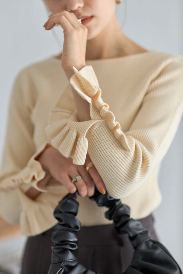 R@　袖フリル　38 袖口フリルリブプルオーバー