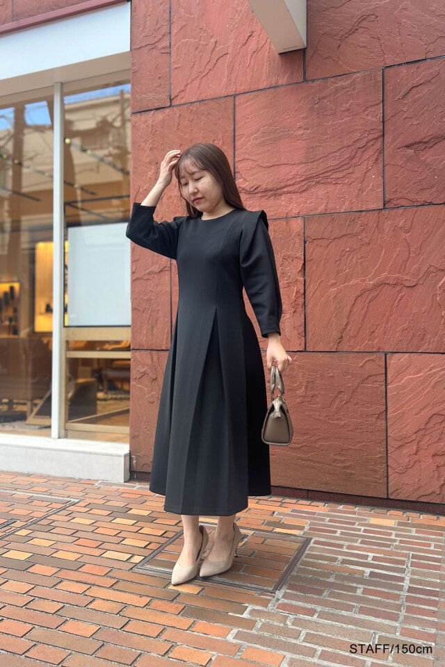 定価14000円【新品】スコットクラブ ヤマダヤ★バックシャンワンピース黒 定価14000円【新品】スコットクラブ ヤマダヤ☆バックシャン
