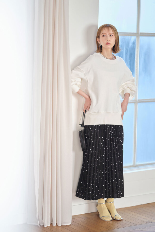 バックオープン裏毛プルオーバー