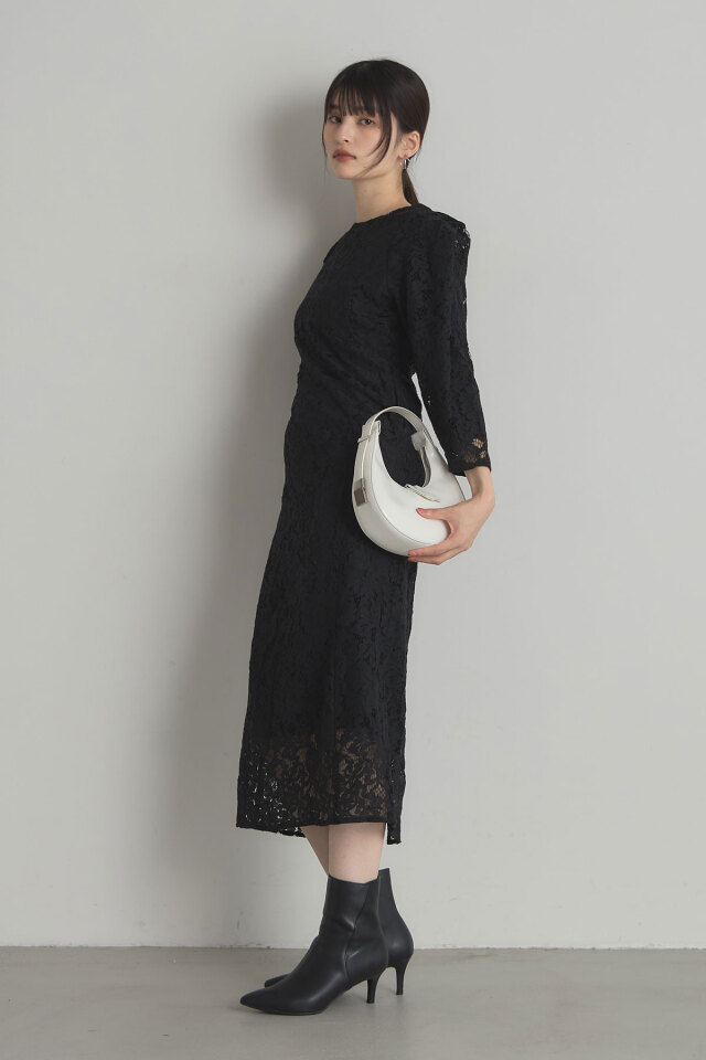 ショルダーコンシャスIラインレースワンピース