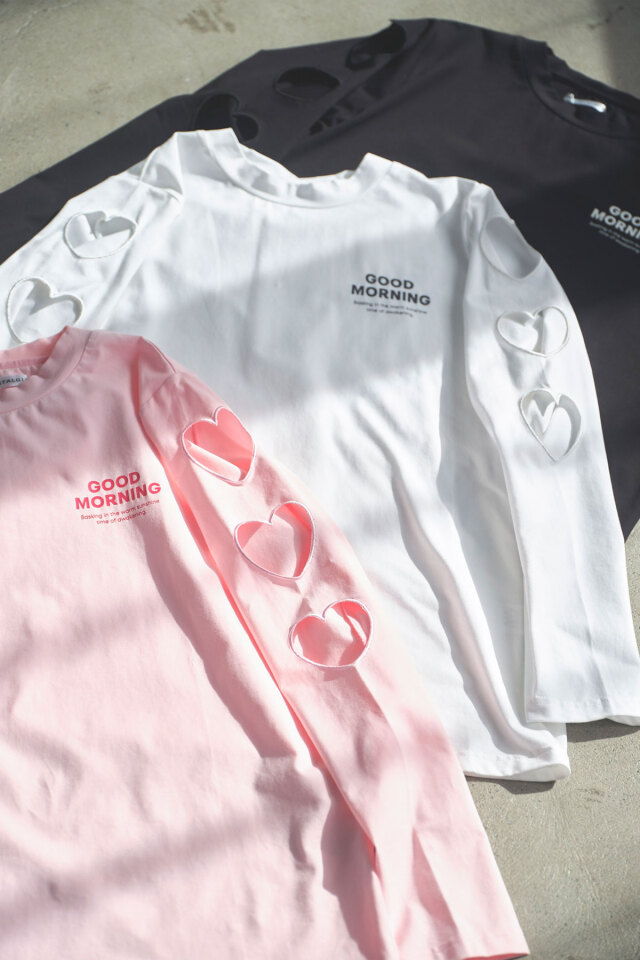 ハート刺繍ロゴプリントTシャツ