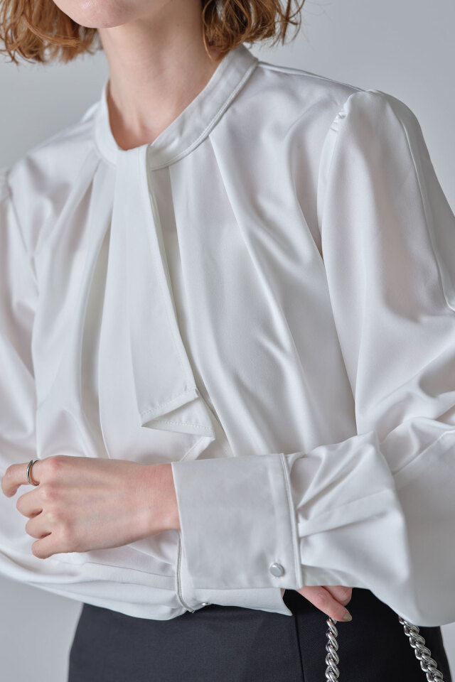 ボウタイ＆スリーブ2WAYバイカラーブラウス