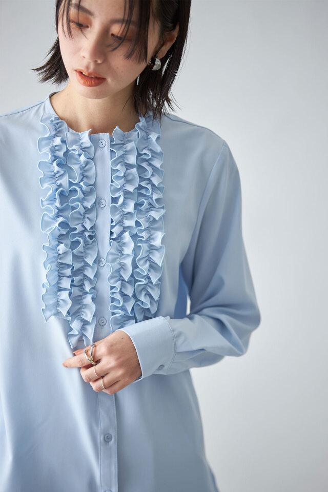 フロントフリルブラウス