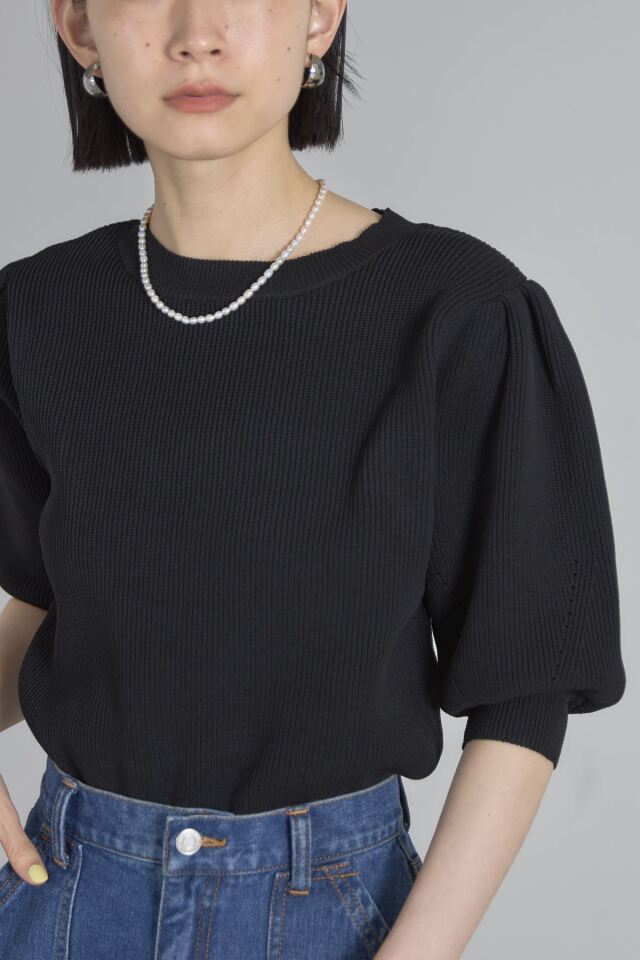 ボリュームスリーブスポンジニット