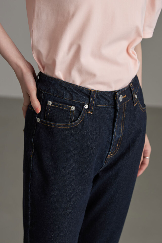 スティックデニムパンツ