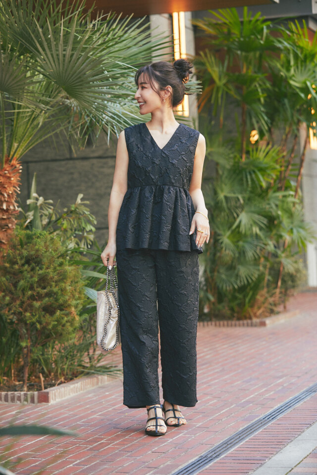 yuumiさんコラボ】フラワージャガードペプラムブラウス 