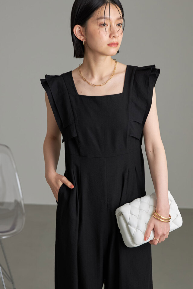 ＜LOEFF＞スクエアネック オールインワン LOEFF（ロエフ）の「＜LOEFF＞スクエアネック オールインワン