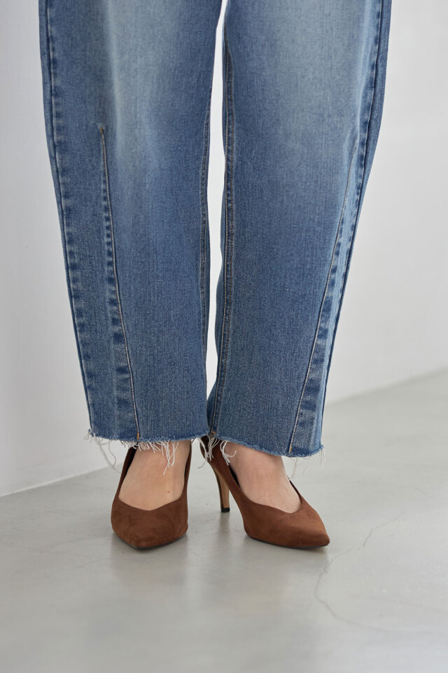 カーヴィーデニム