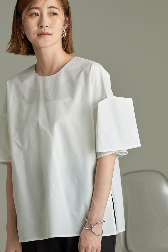 神山まりあさん着用】タックボリュームスリーブブラウス