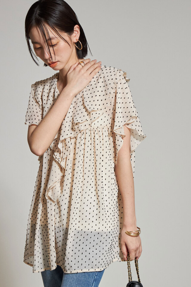 SALE✩.*˚スコットクラブ系列YORTサイドスリット入り シアーブラウス SALE✩.*˚スコットクラブ系列YORTサイドスリット入り シアーブラウス