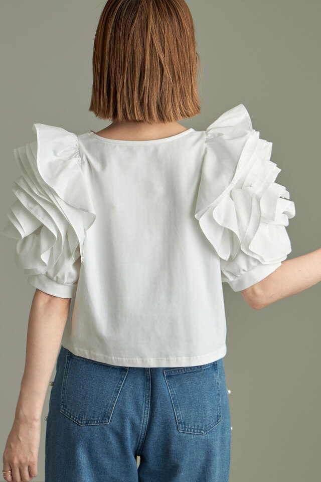 花びらスリーブトップス