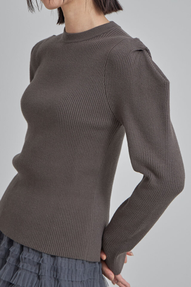 デザインタックリブニットプルオーバー