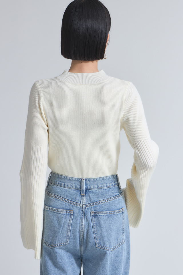 フレアスリーブニットプルオーバー