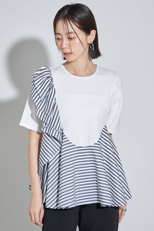 ボーダーラッフルトップス