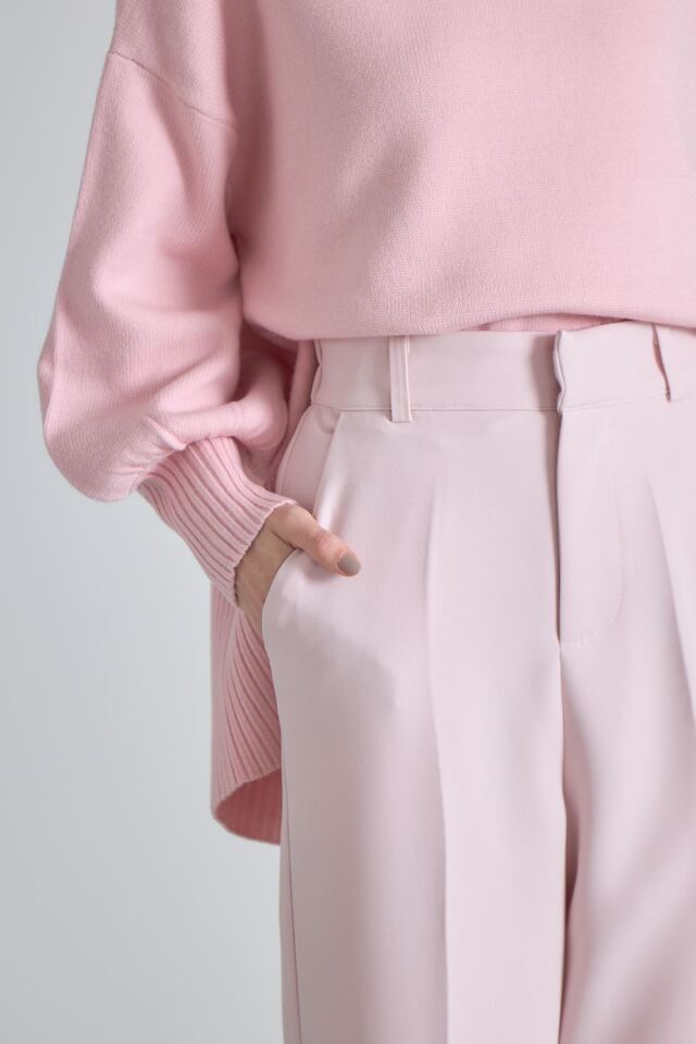 かみやページ センタープレスストレートパンツ