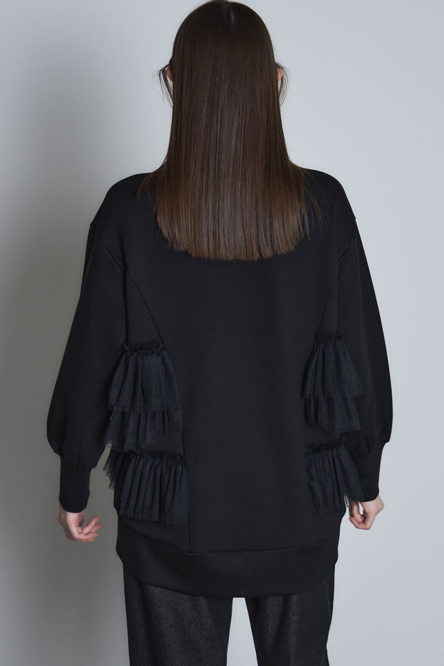 チュールフリルボンディングプルオーバー