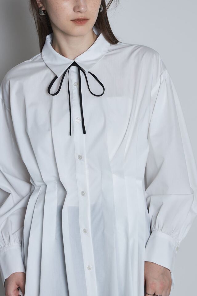 ウエストタックナロータイシャツ