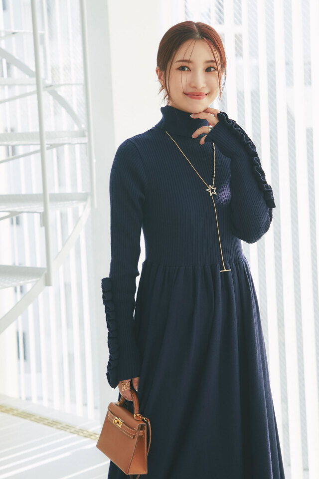 マシェリコラボ】袖口フリルハイネックニットワンピース 