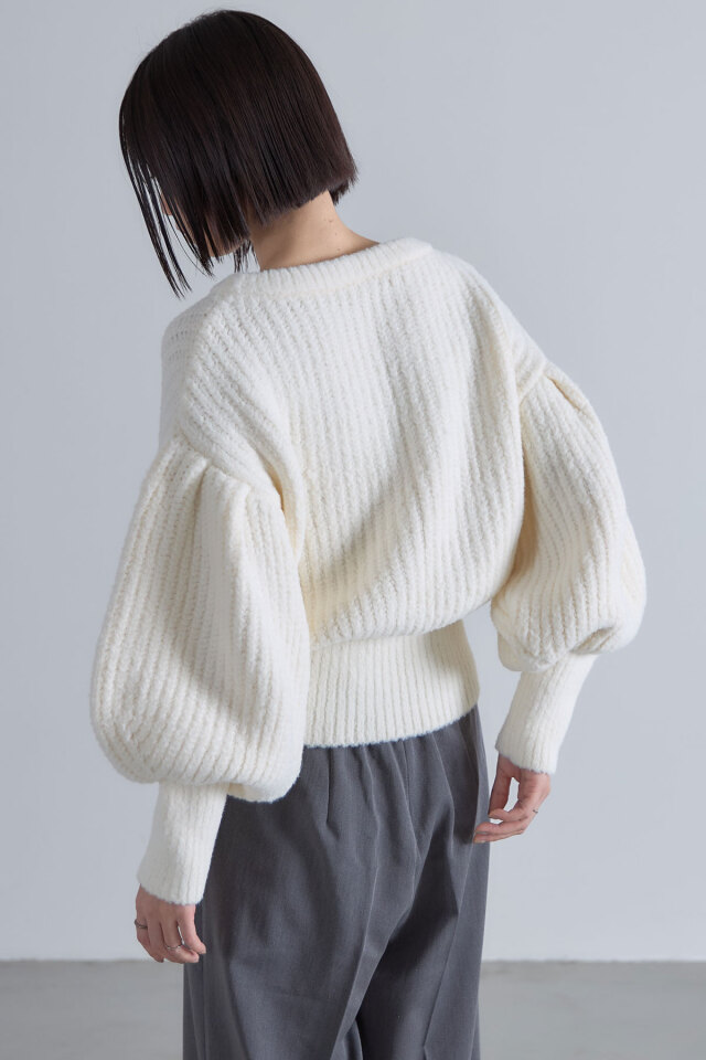 【一部店舗限定販売】片あぜ編みフード付きニットプルオーバー≪手洗い可能≫ ボリュームスリーブ片畦ニットプルオーバー
