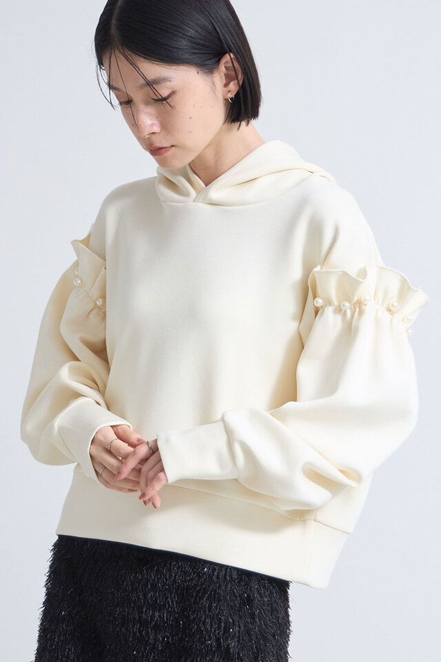 【SALE キャンセル分少量入荷！】パールフリルボンディングパーカー＊SALE品につき返品/交換/注文確定後の変更キャンセル不可＊