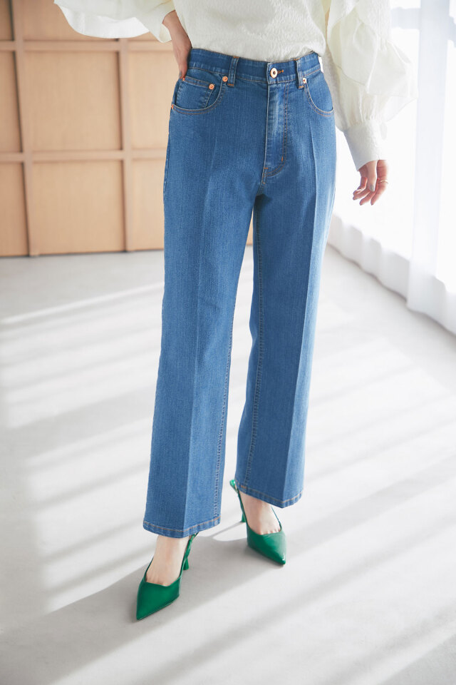 ストレッチストレートデニムパンツ＊SALE品につき返品/交換/注文確定後の変更キャンセル不可＊