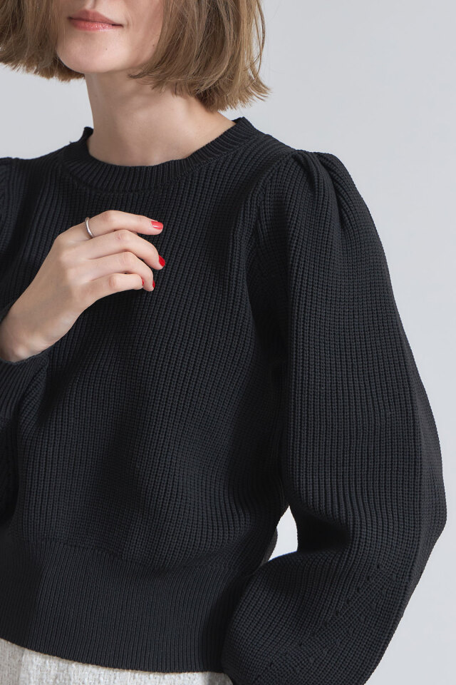 クロップドスポンジニットプルオーバー