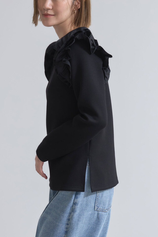 ショルダーフリルプルオーバー