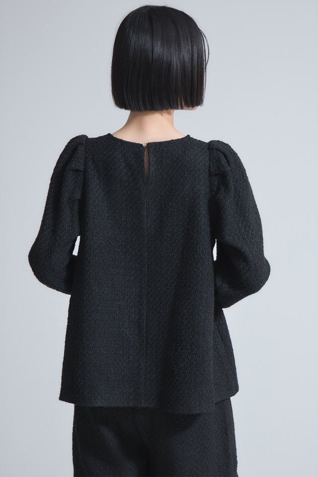 ショルダータックツイードブラウス